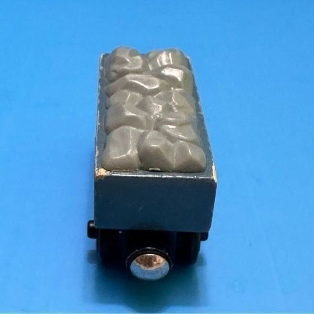 Thomas & Friends Wooden Railway BOULDER CAR Train - Picture 6 of 6